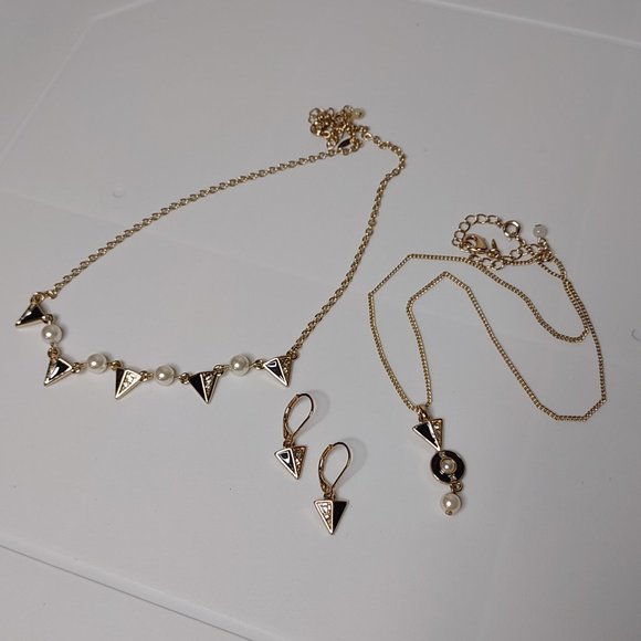 Black And Gold Tone Necklace And Earring Set - Picture 1 of 11